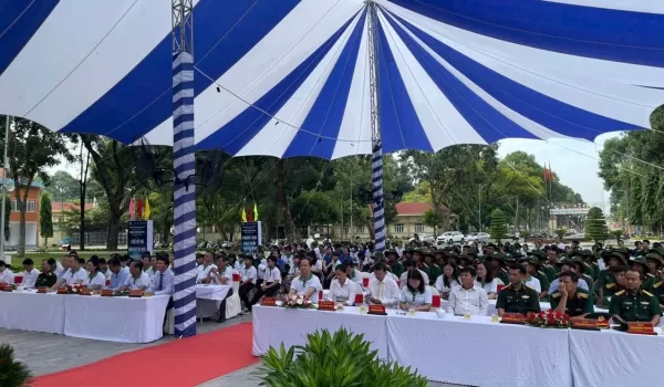 Hoàn thiện dịch vụ chủ lực & Mở rộng phạm vi hoạt động